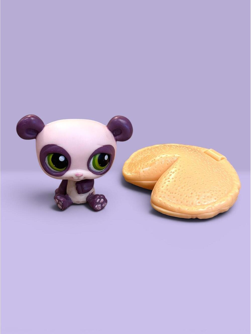 Littlest Pet Shop LPS Panda #353 with Fortune Cookie Accessory.